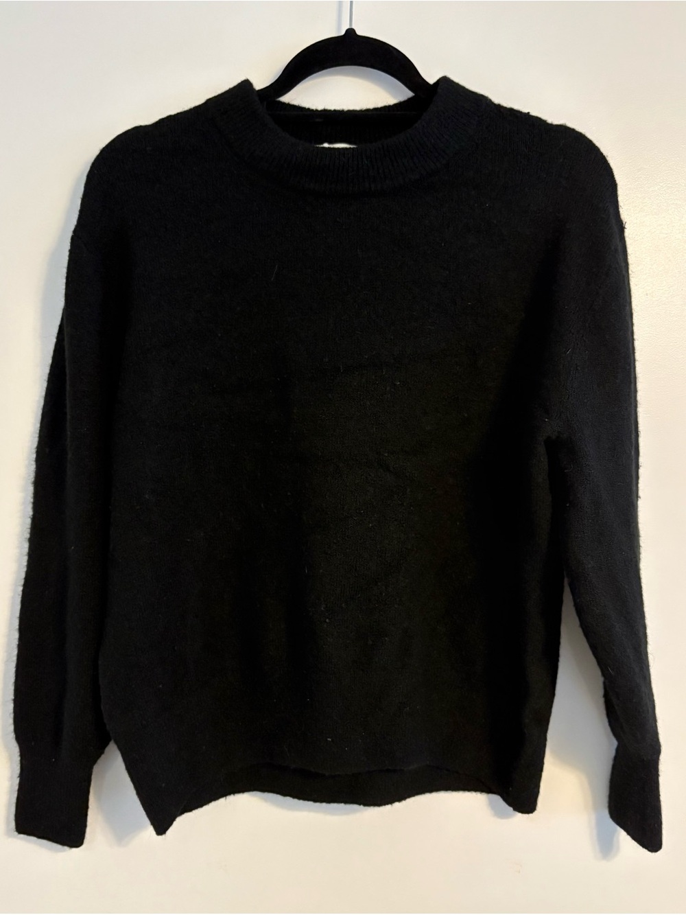 H&M Black Crewneck Women's Sweater